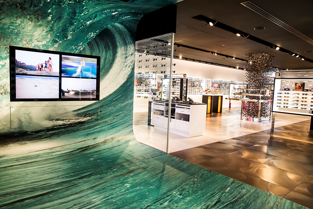 Luxottica opens largest Sunglass Hut store with interactive technology
