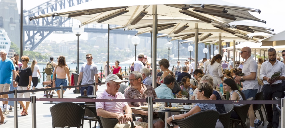 Retail sales up in April as Australians eat out